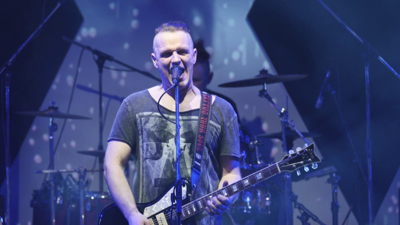 Dzelzs Vilks - Ļauj Man Tevi - koncerts Dzelzceļa Muzejā, 2016