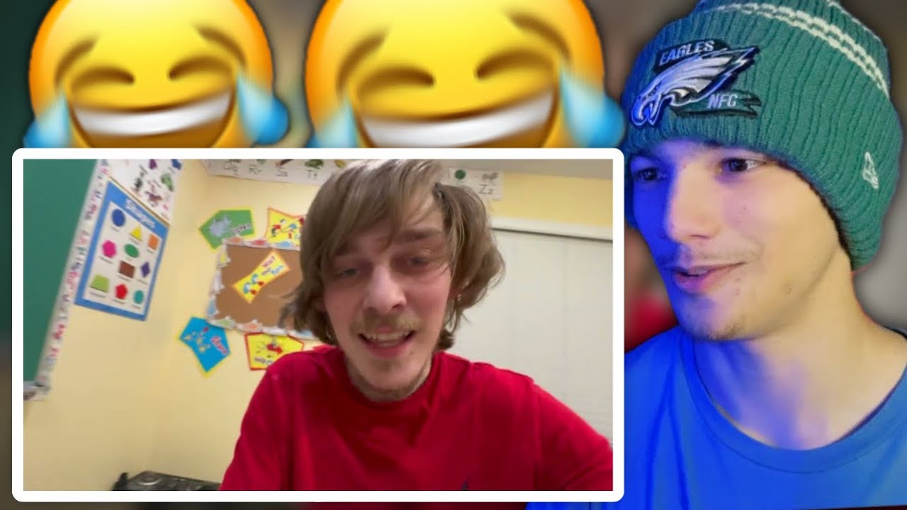 Chilly | LOOK AT MY HIGH SCHOOL YEARBOOKS! (Reaction)