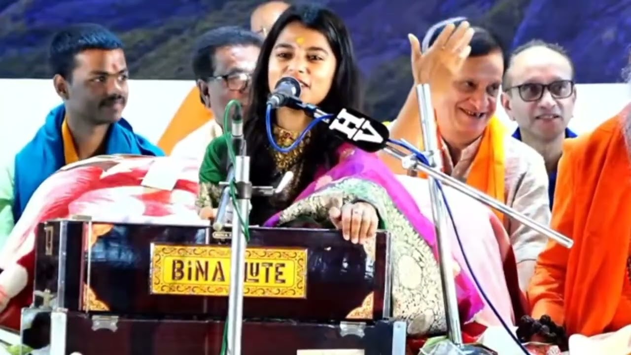 MAITHALI THAKUR GUJRATI MIX 