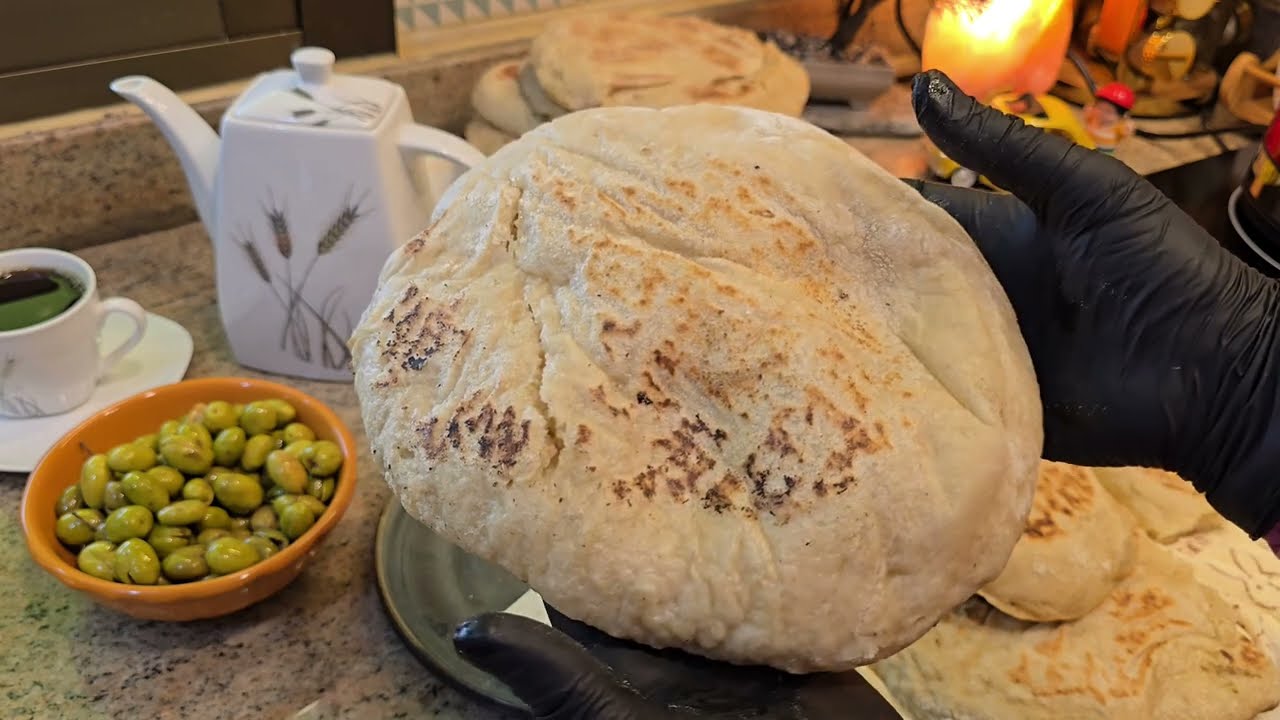 طريقة خبز سهلة و إعتمدتها من سنين،و فطر و رز......
