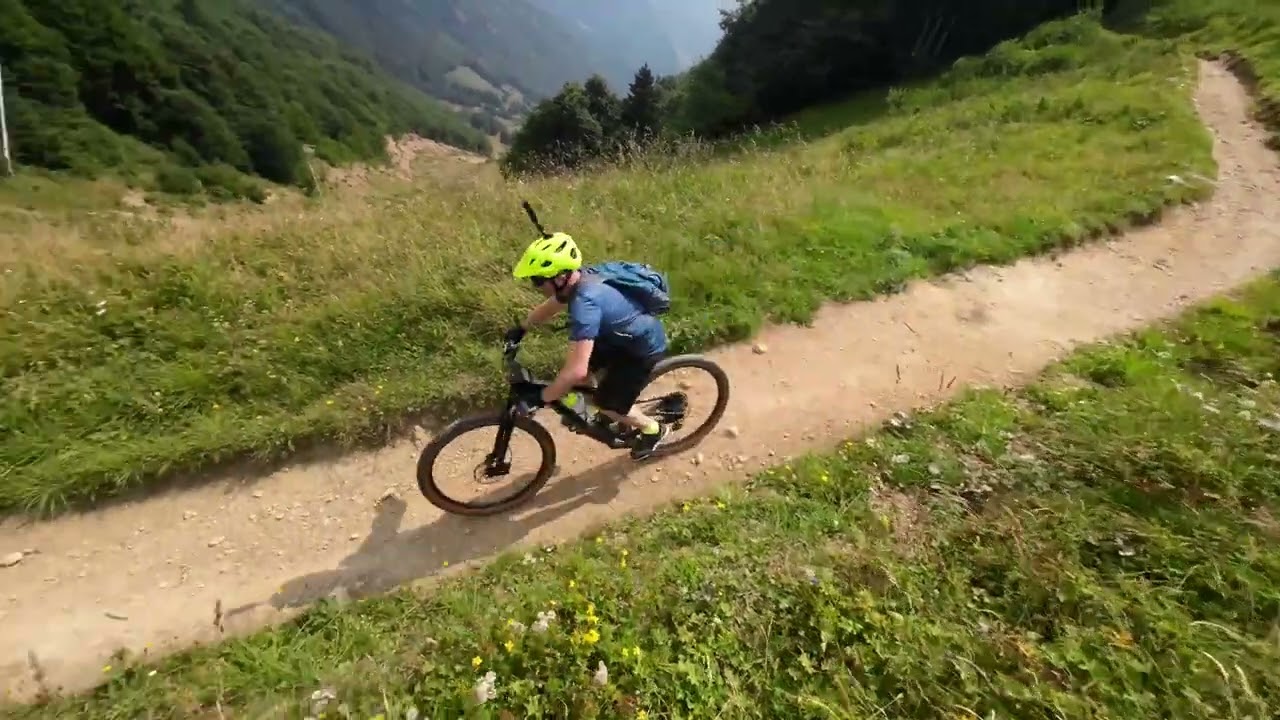 Valtorta piani di Bobbio rifugio Lecco in mountain bike 🚵‍♀️ muscolare scoot spark Wilier Triestina