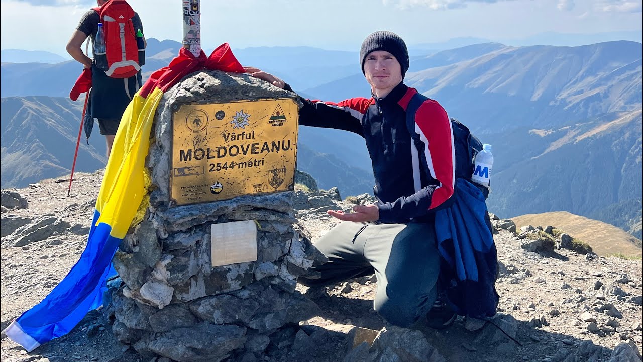 Urcarea pe V&acirc;rful Moldoveanu &mdash; Romania&rsquo;s Highest Peak 🇷🇴
