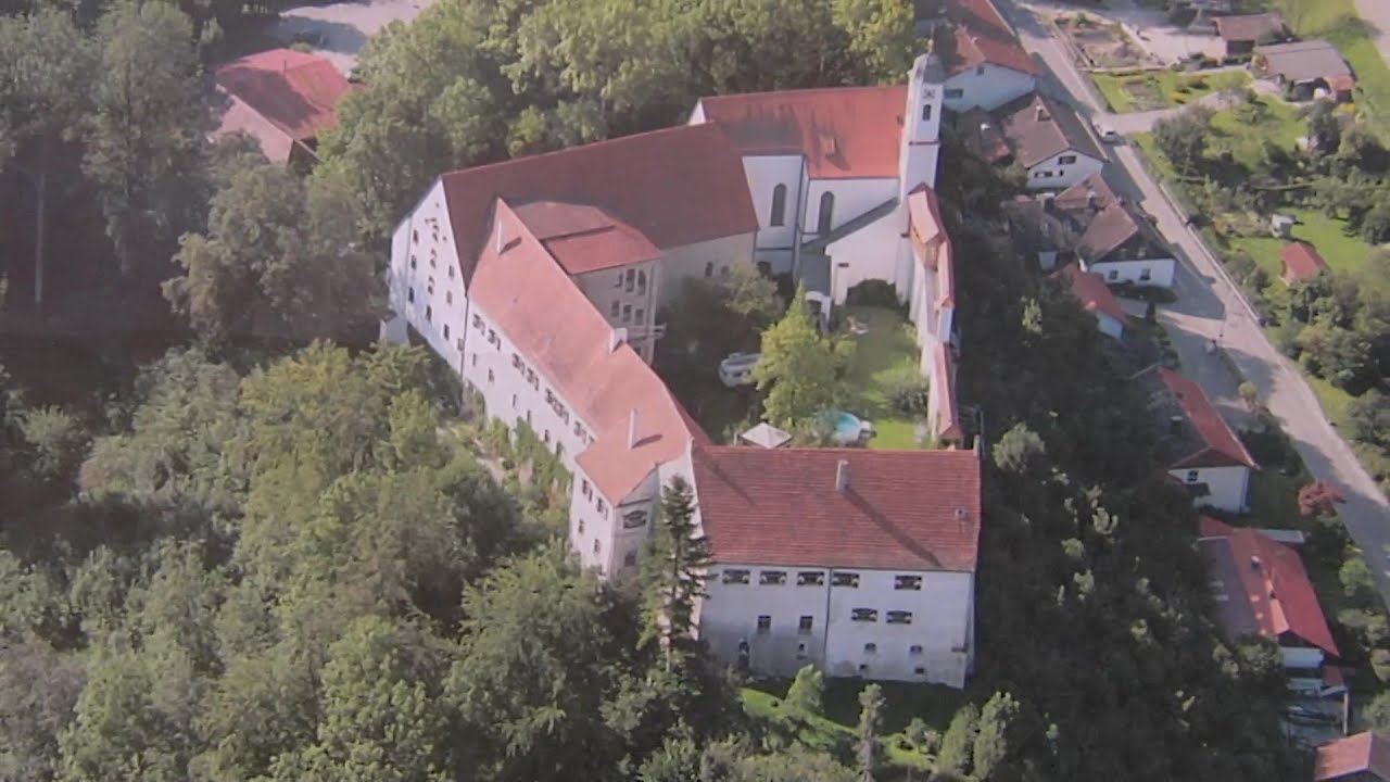 Heimatgschichtn - beim Schloss Burgrain in Isen