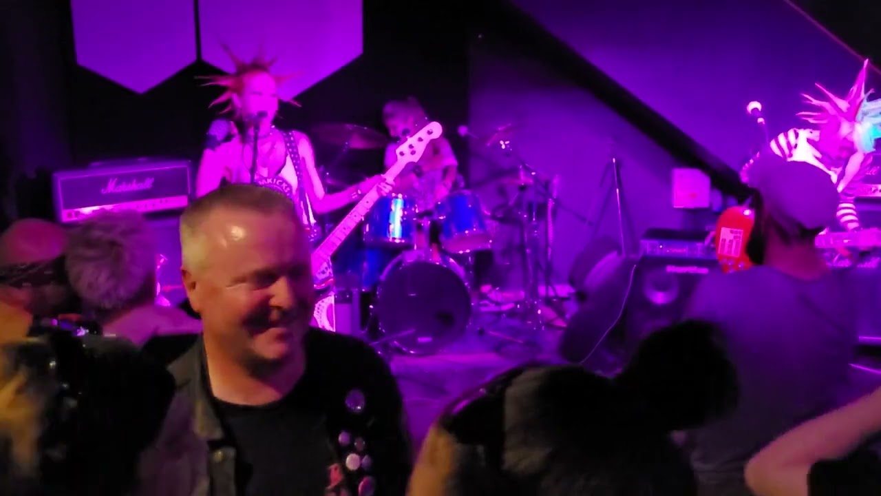 THE RUMKICKS from South Korea (LIVE ) @ The Dark Horse, Moseley. 4/8/22.