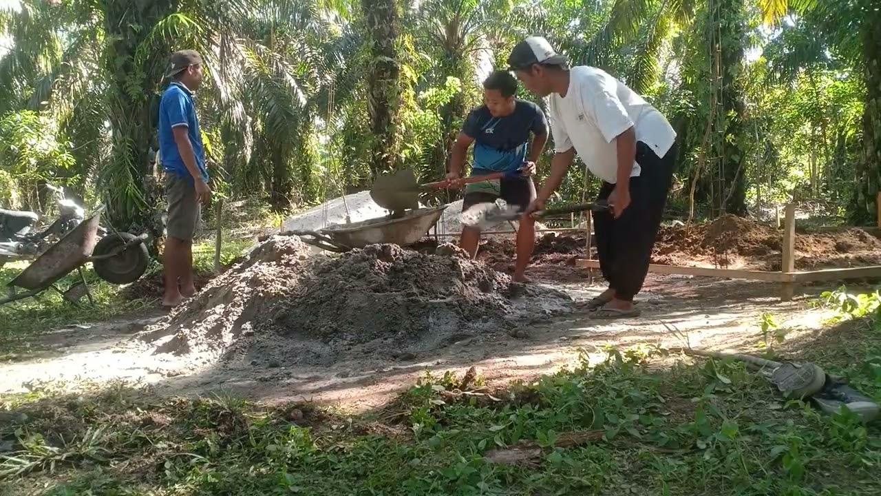 Pengecoran pondasi rumah