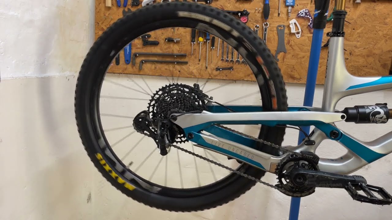 e*thirteen LG1 Race Carbon Rear Hub Sound Test