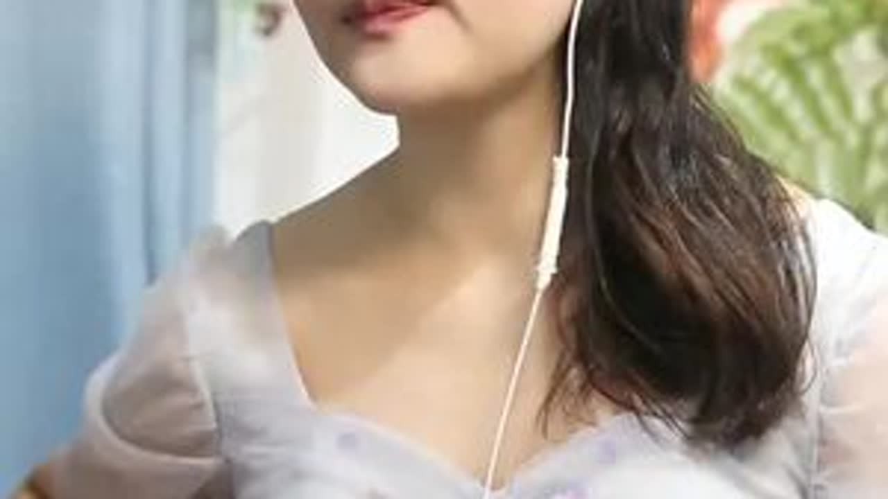 女人撒起娇来，女人都抵挡不住😂😂
