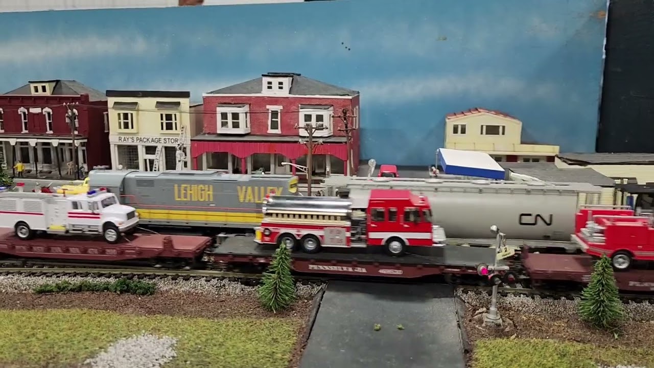 Railfanning @ The New England Model Train Show Expo December 2023