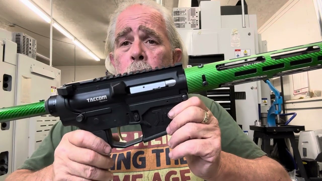 TACCOM3g.com NEW Ruger 10/22 chassis and NEW TRACKER 22rf upper