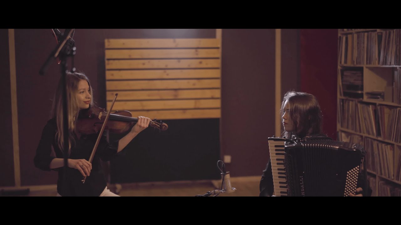 Astor Piazzolla - Café 1930 arr. by DUO LARMAROSSO