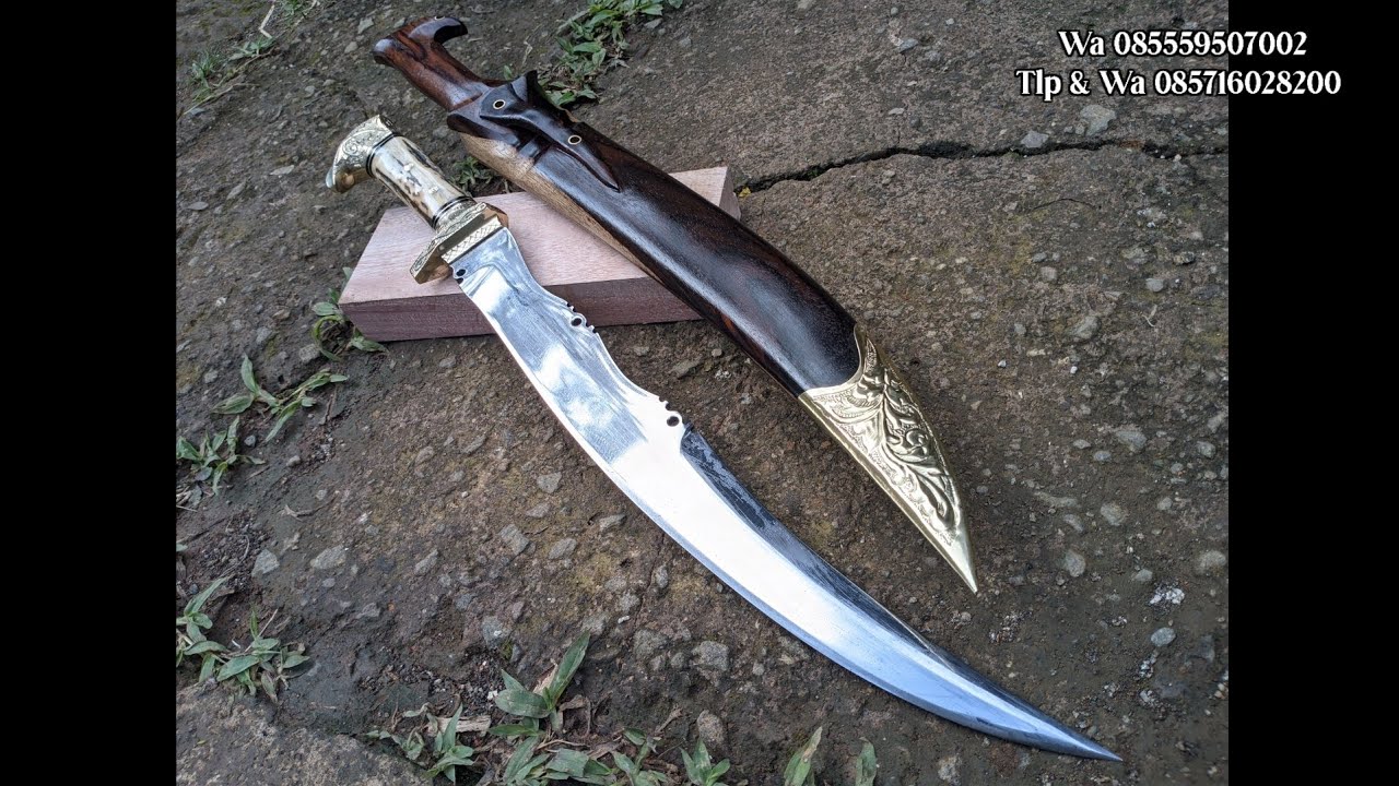 Golok bowi simkuring tajam multifungsi siap di gunakan di segala medan 