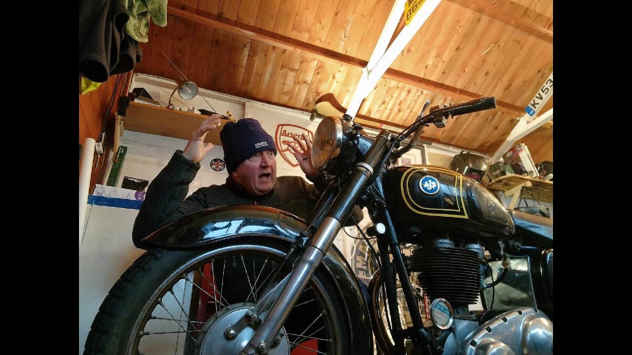 Purists, look away now!! What have I done to my AJS 500?