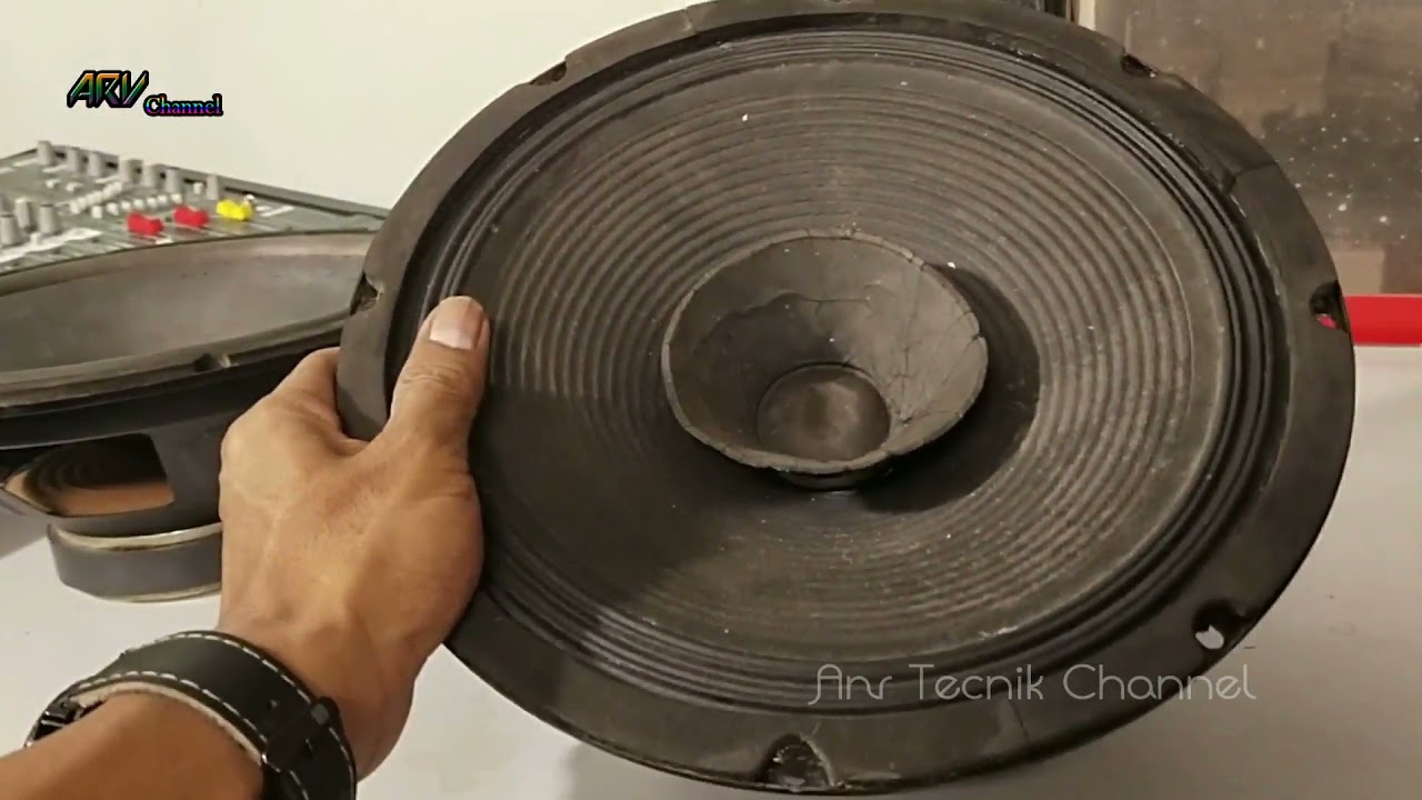 Perbedaan speaker woofer dan full range
