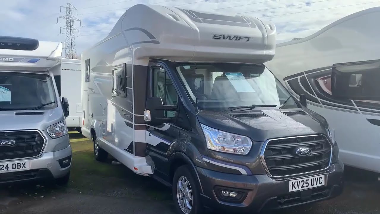 2025  Swift Voyager 485   23954