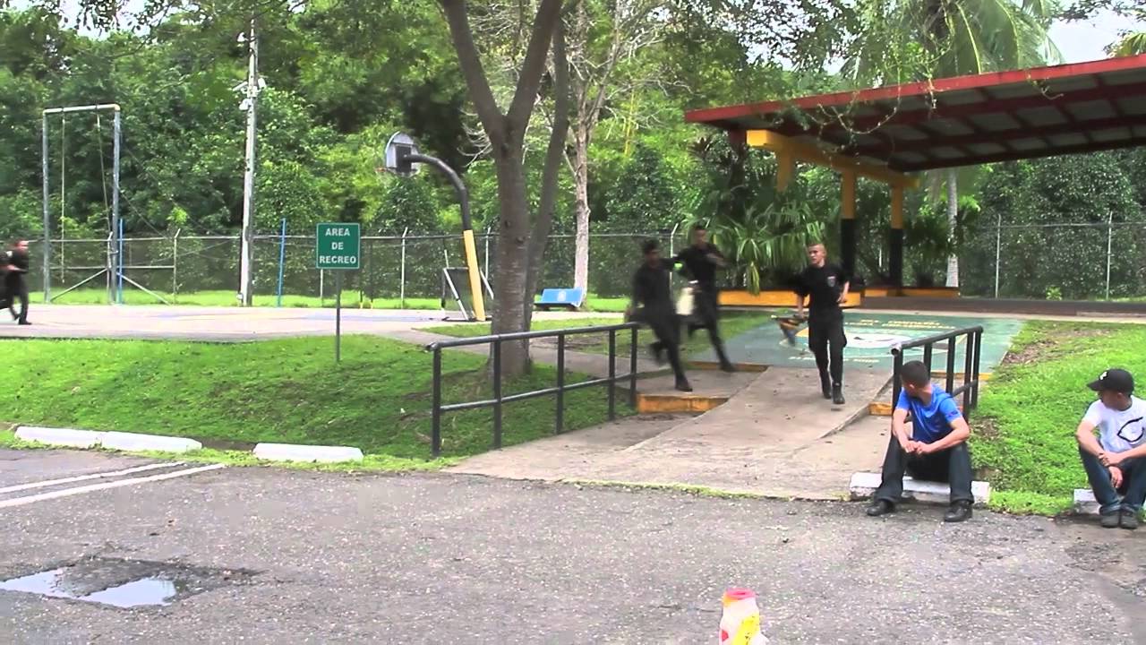 Competencia de Desarme y Arme dedicada al Capellán de la Institución Melitón Mudarra