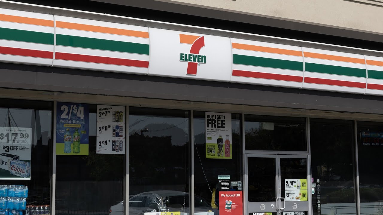 ‘Soulless’ staffless 7-Eleven opens in Melbourne