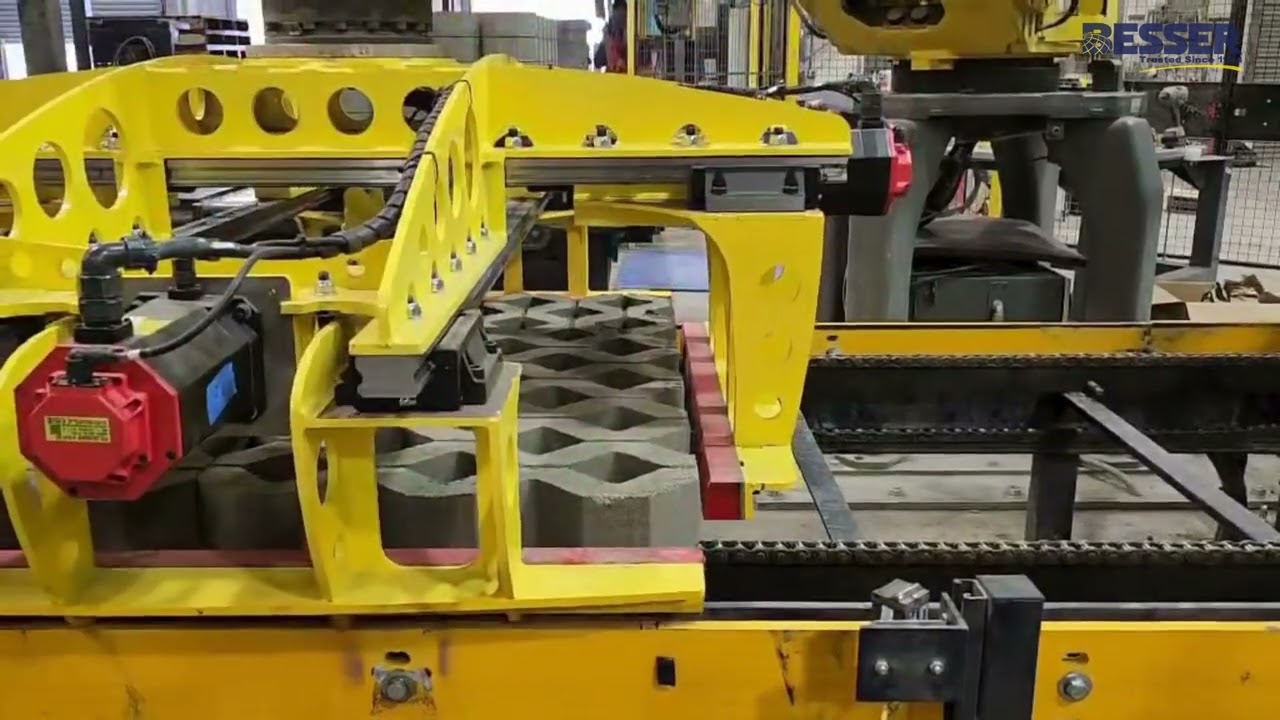 Besser - Robotic Servo Clamp Cuber