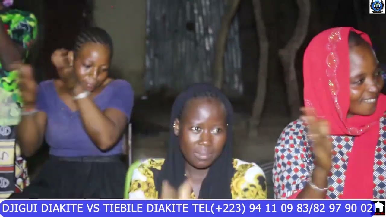 Gonifo Djigui Diakit&eacute; face &agrave; son fr&egrave;re Karamoko Ti&egrave;bil&eacute; Diakit&eacute;.
