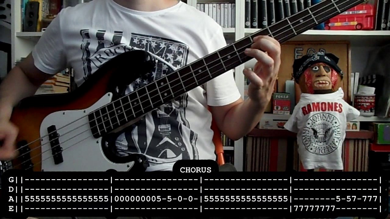RAMONES - Blitzkrieg Bop (bass cover w/ Tabs)