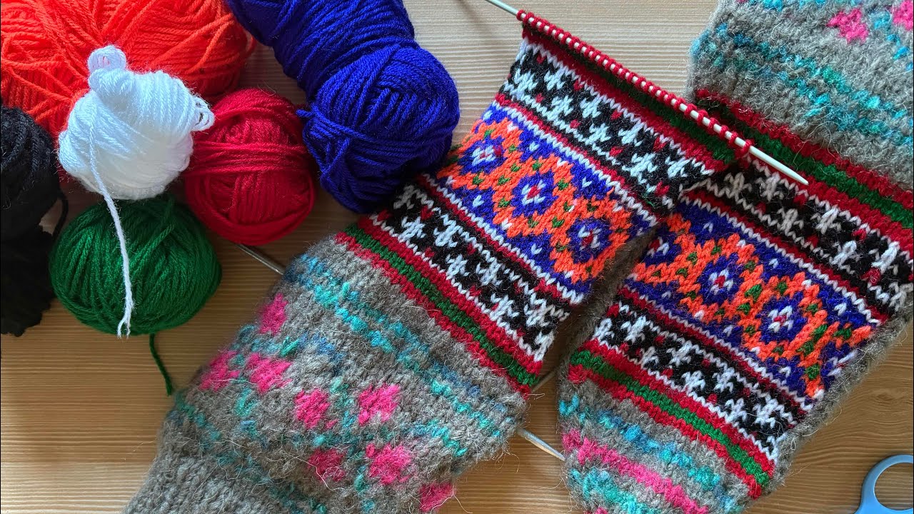 ✨New kullvi lahuli knitted socks design #kullvisocks #lahulisocks #knittedsocks #knitting #handmade 