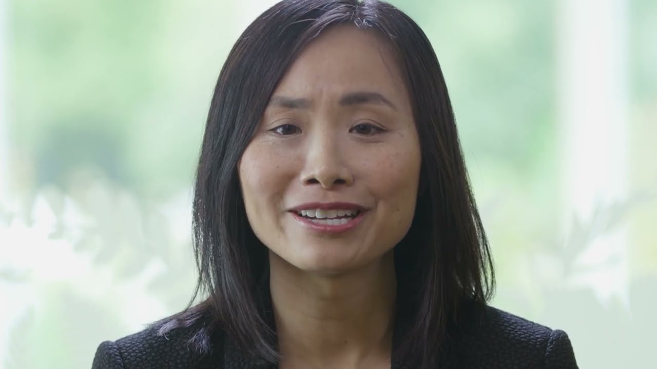 Dr. Zeng Explains the Advantages of Pencil Beam Scanning