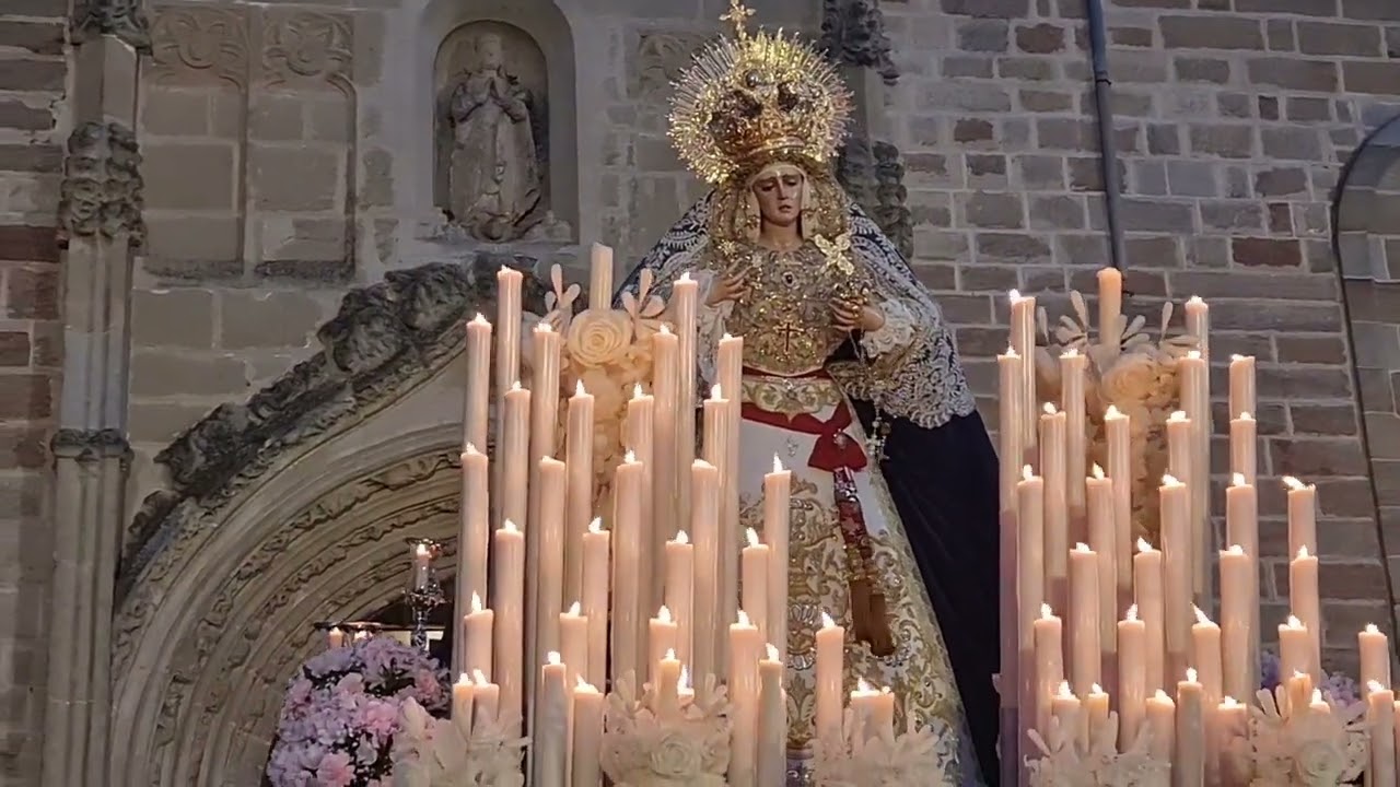 #LINARES ( Jaén ) 𝐕𝐈𝐀 𝐋𝐔𝐂𝐈𝐒 𝐃𝐄 𝐍𝐓𝐑𝐀. 𝐒𝐑𝐀. 𝐃𝐄 𝐋𝐀 𝐕𝐈𝐂𝐓𝐎𝐑𝐈𝐀 / 𝐍𝐓𝐑𝐎. 𝐏𝐀𝐃𝐑𝐄 𝐉𝐄𝐒𝐔́𝐒 𝐄𝐍 𝐒𝐔 𝐓𝐄𝐑𝐂𝐄𝐑𝐀 𝐂𝐀𝐈́𝐃𝐀