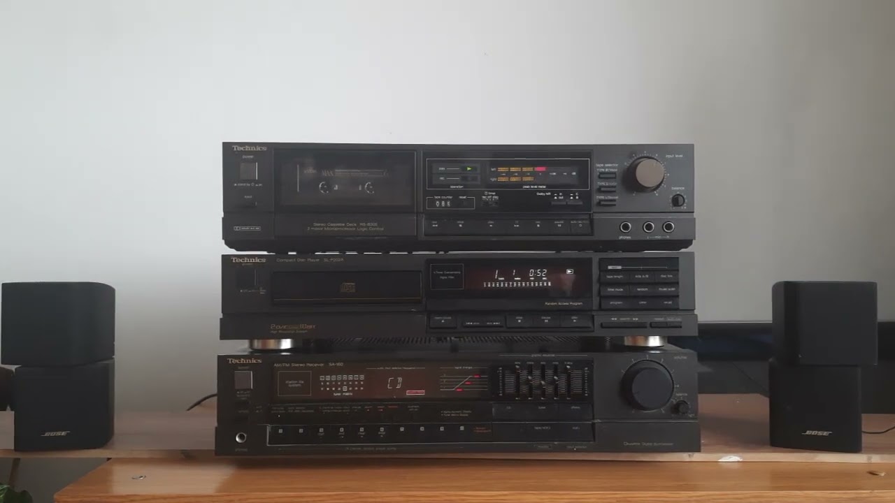 Technics  AM/FM Stereo Receiver SA-160 + Compact Disc Player SL-P202A + Stereo Cassette Deck RS-B305