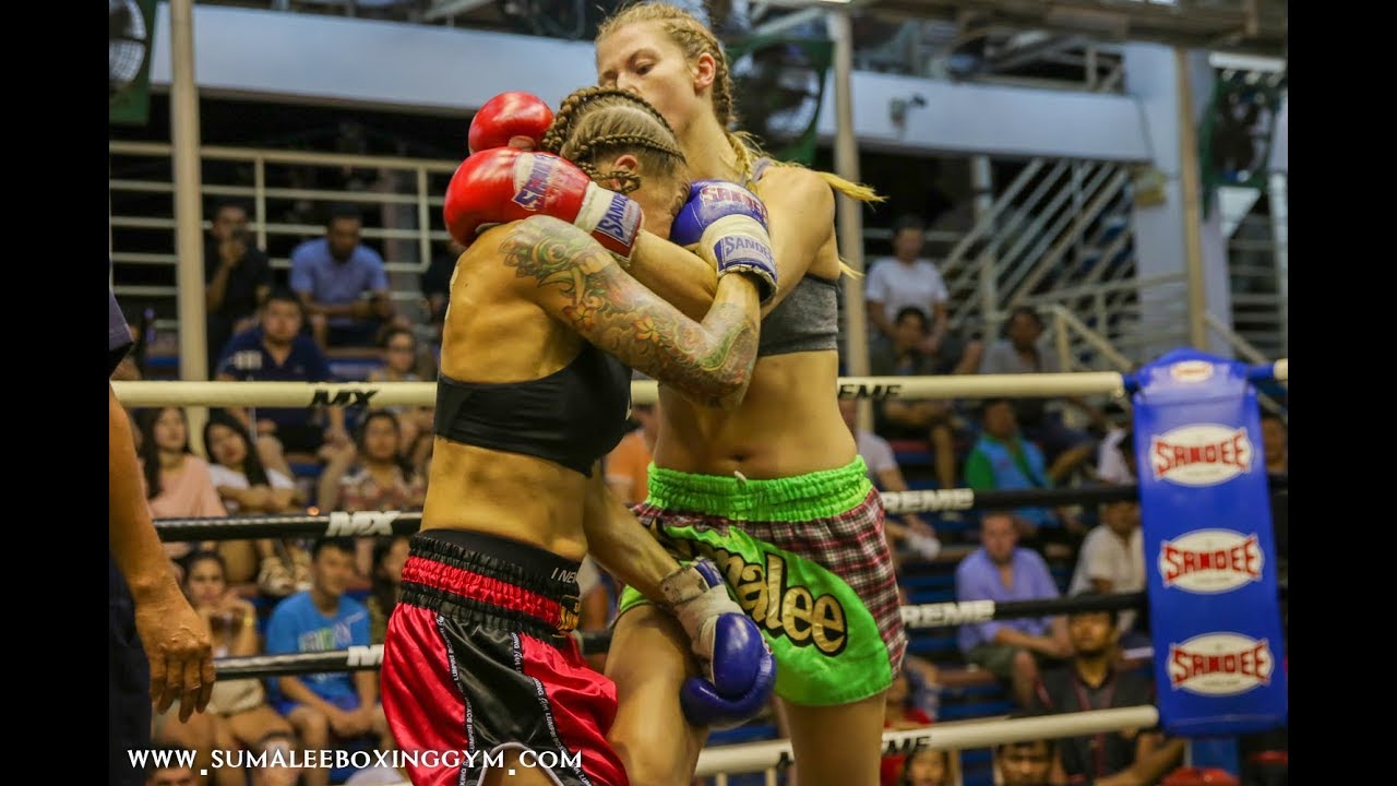 LOW KICK FRENZY!! Jenny Redford Sumalee fights at Bangla Boxing Stadium: 11th October 2017