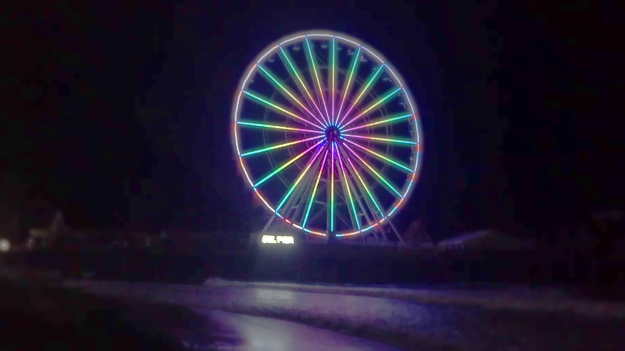 Gregor Klamra - Ferris Wheel