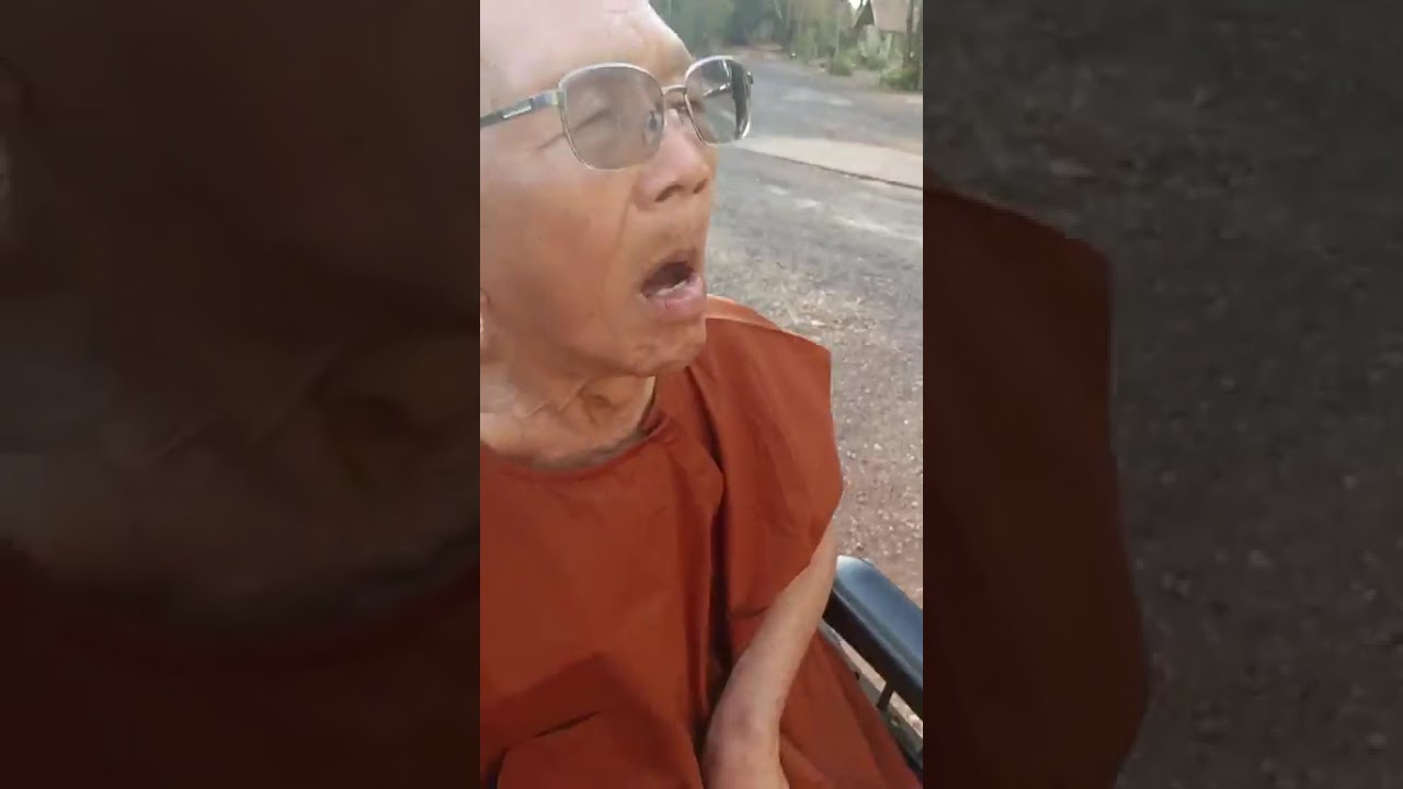 อัพเดตล่าสุด เสร็จงานนัดพบผู้ใฝ่ธรรม หลวงพ่อสมภพ โชติปัญโญ ออกตรวจงานในยามเย็นเช่นเคย