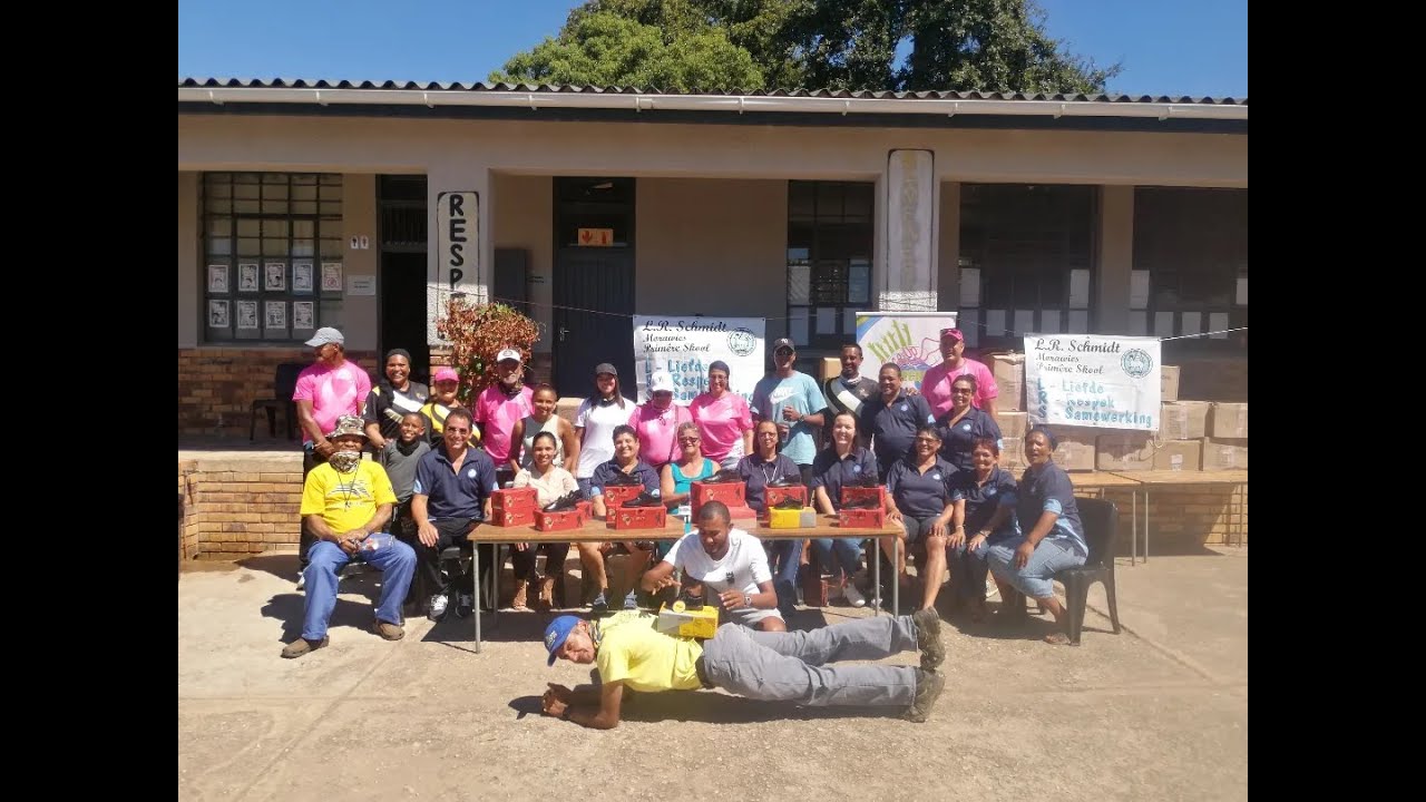 LU4C 50For50  - Genadendal School Shoe handover