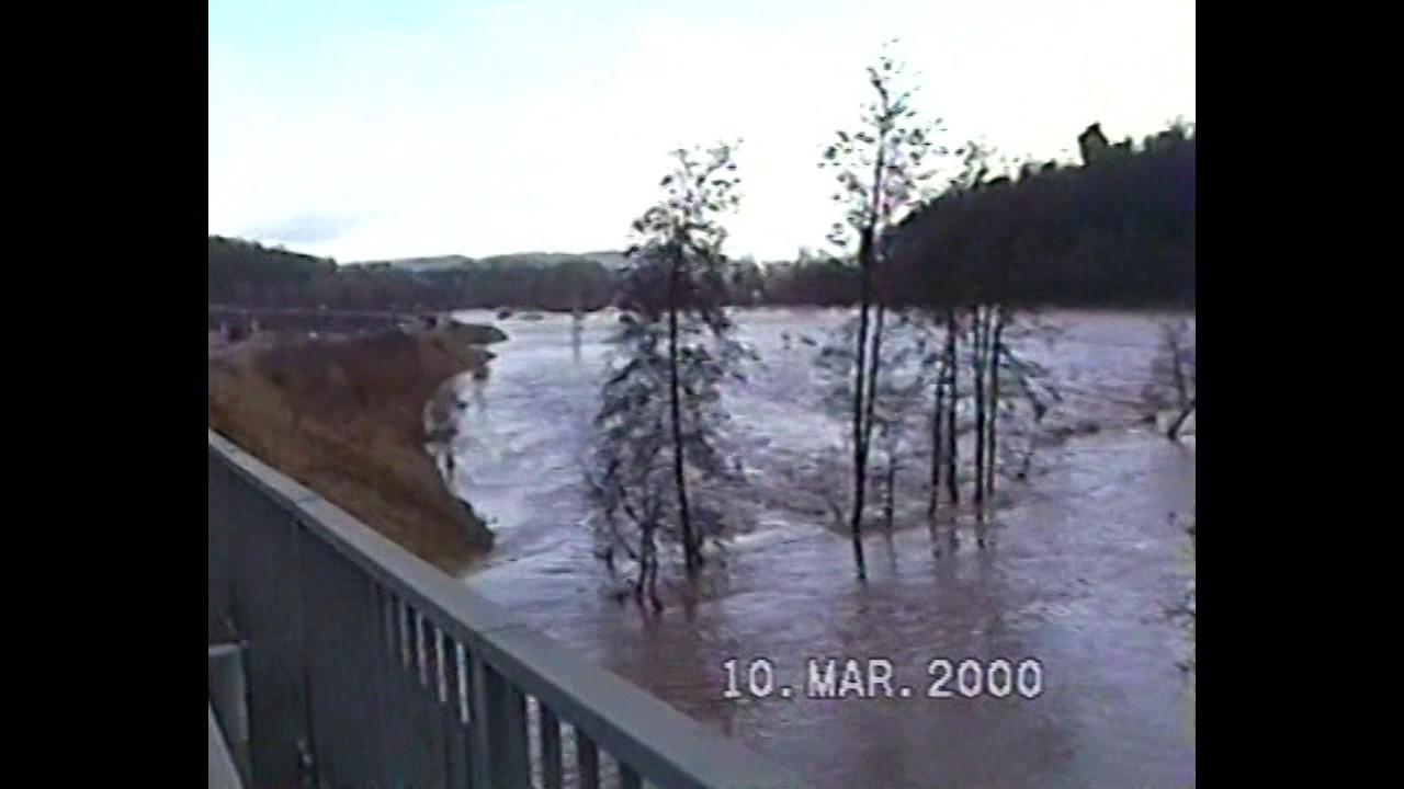 Jizera stoletá voda 2000