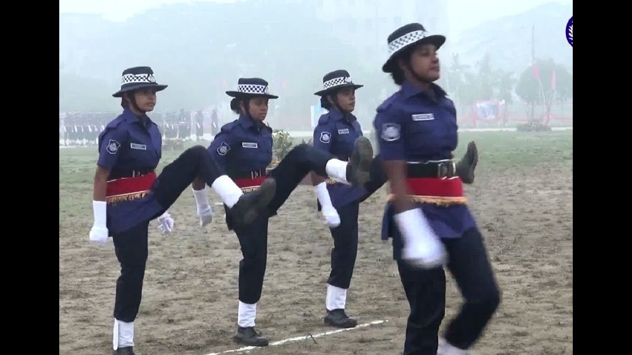 এরা ভিন্ন ধরনের কিছু করেছে তাই ওদের জন্য আলাদা আয়োজন।। BD Uncommon Lady Police PTC Rangpur