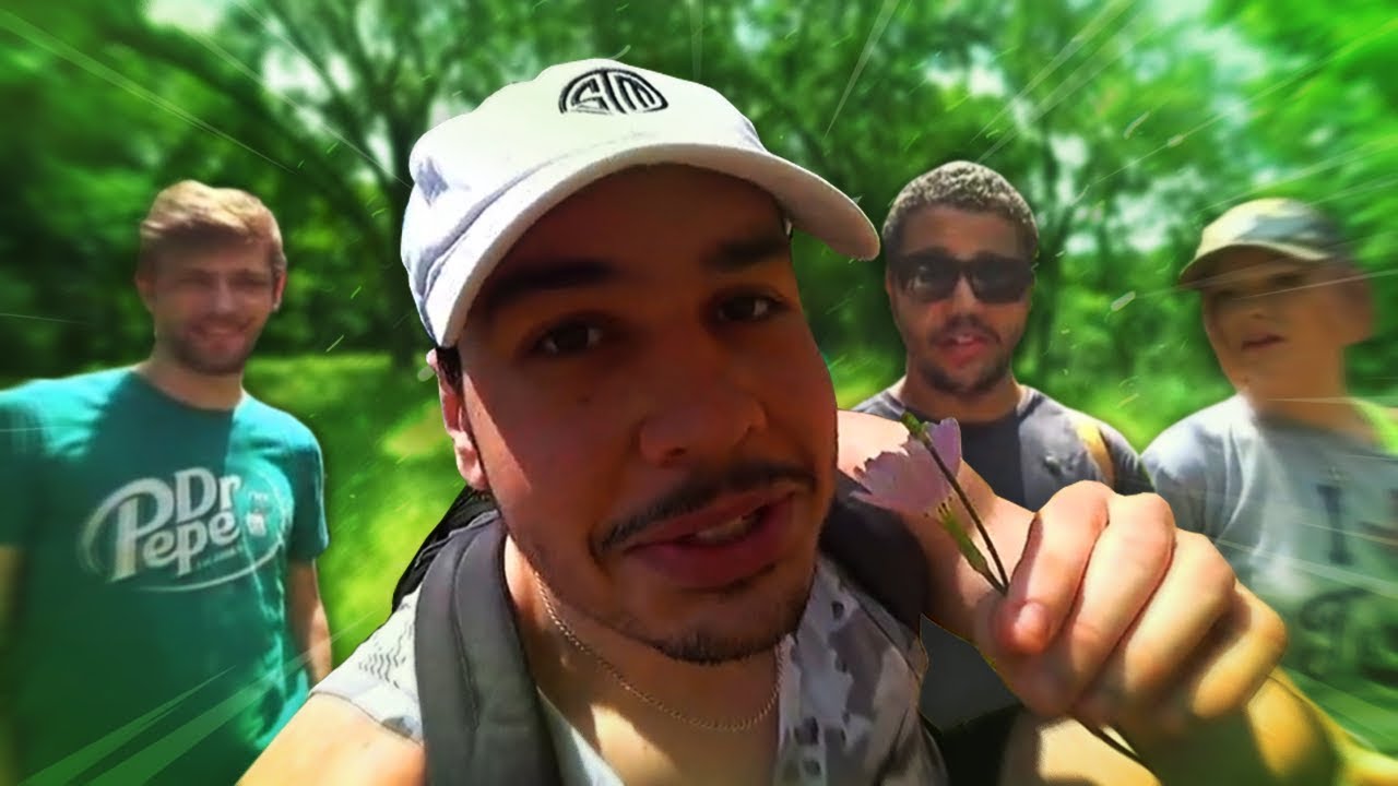 Greekgodx Goes Hiking With Sodapoppin, Nmplol, & Malena