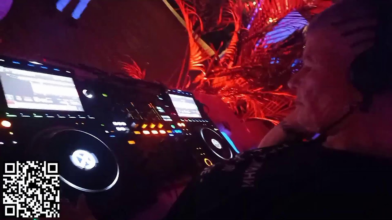 CURLIES, GOA, Live Set