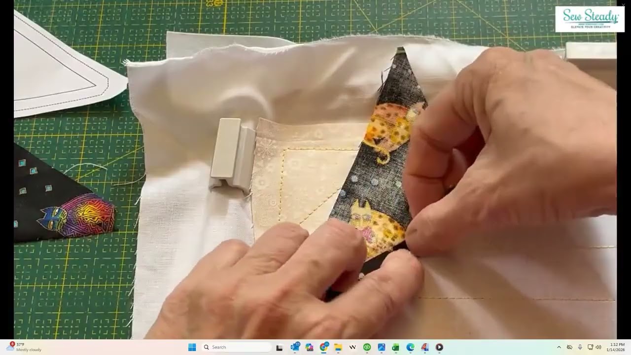 Трейлер подставки под кружку «Сердце в обруче»