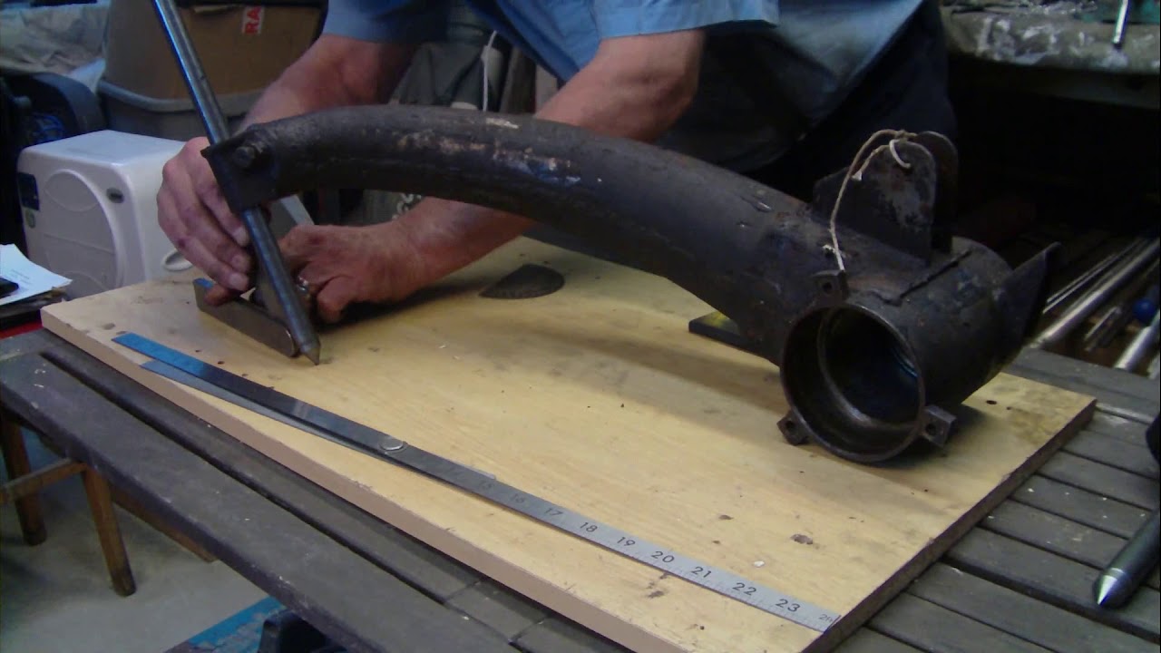 Citroen 2cv special tools. How to check for or a bent or twisted front axle arm
