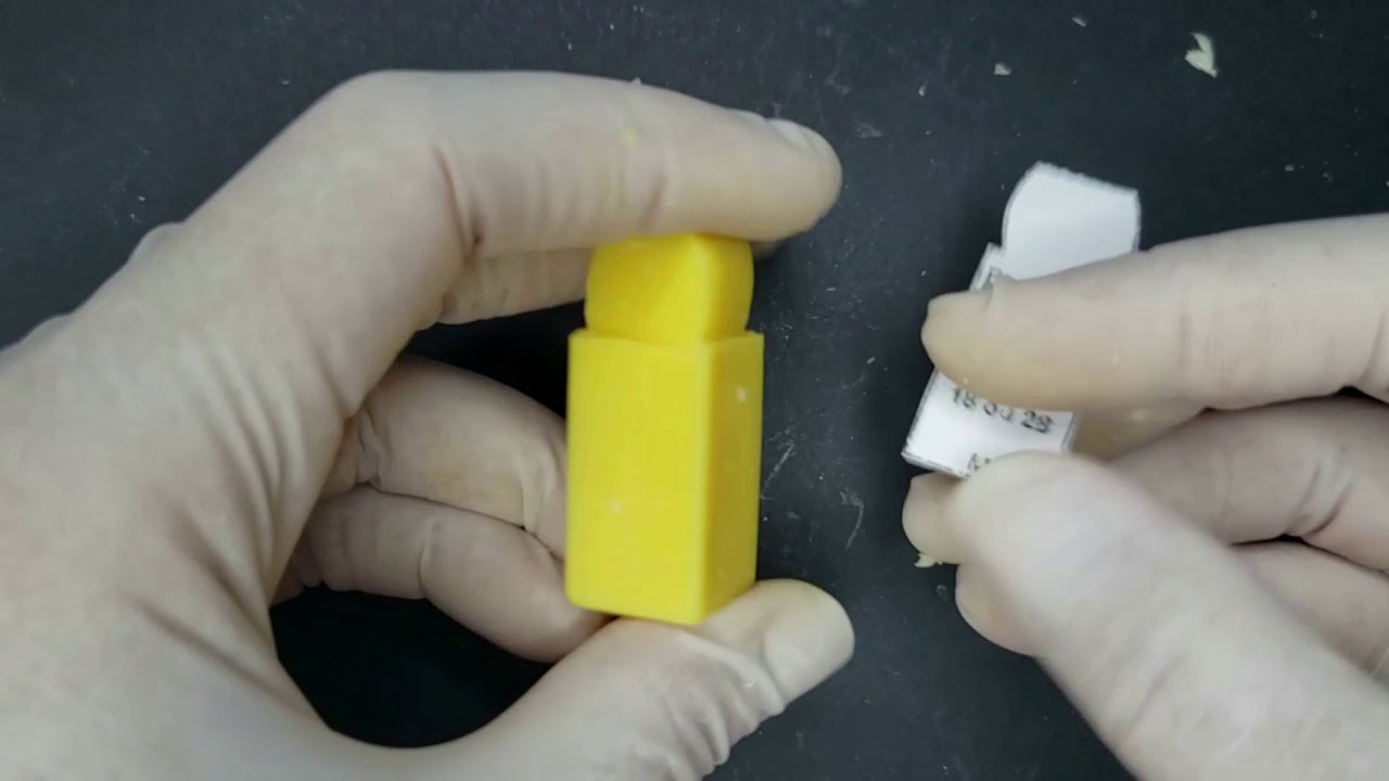 escultura regressiva do primeiro molar superior direito - 16