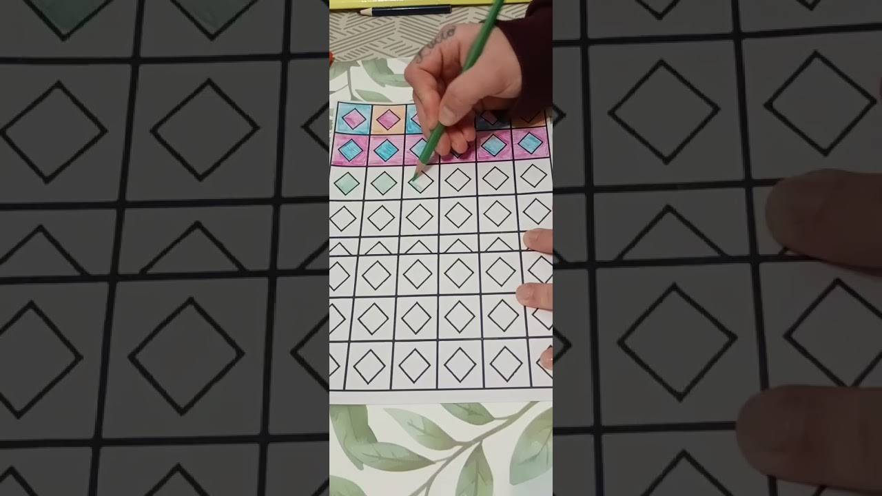 ASMR color pencil ✏️✏️ iscriviti al canale grazie 😘😚