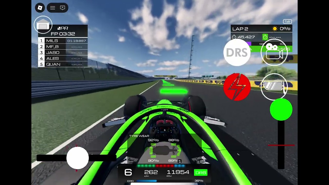 Just destroying people with a 1:10 lap time  in Dutch