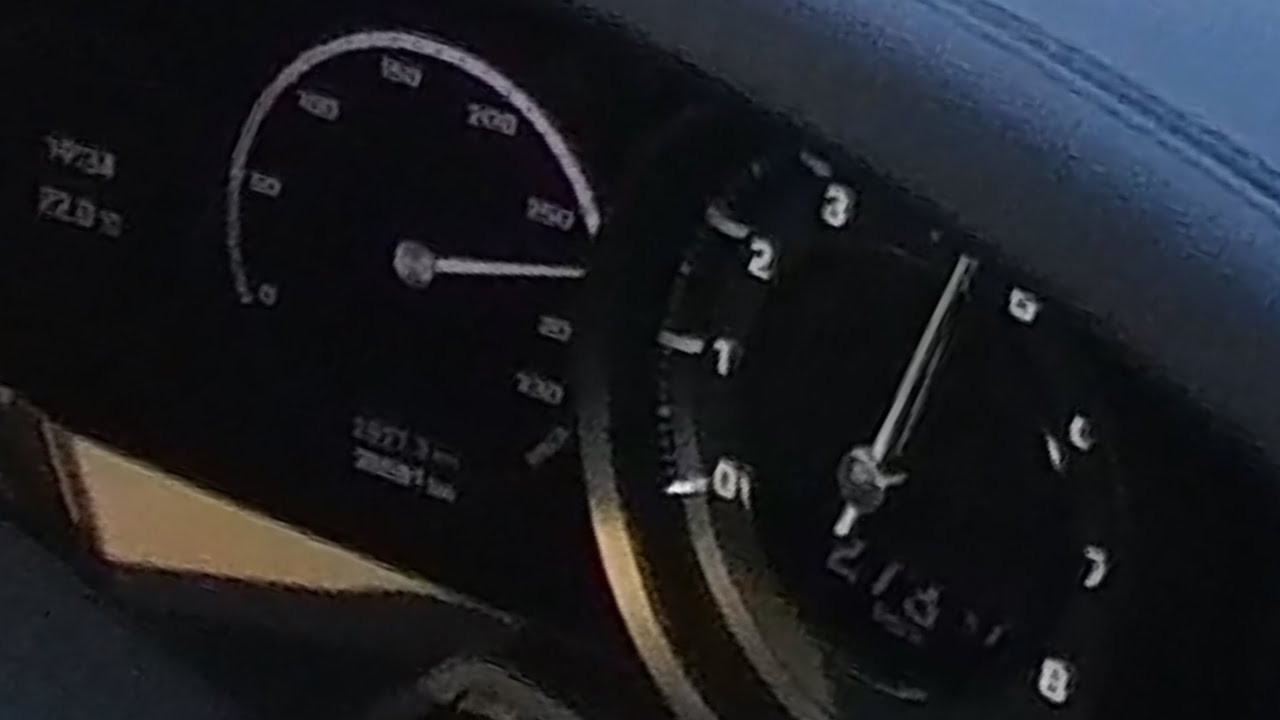 Porsche 911 Hits 273+ KPH on Unrestricted German Autobahn | Euro Road Trip