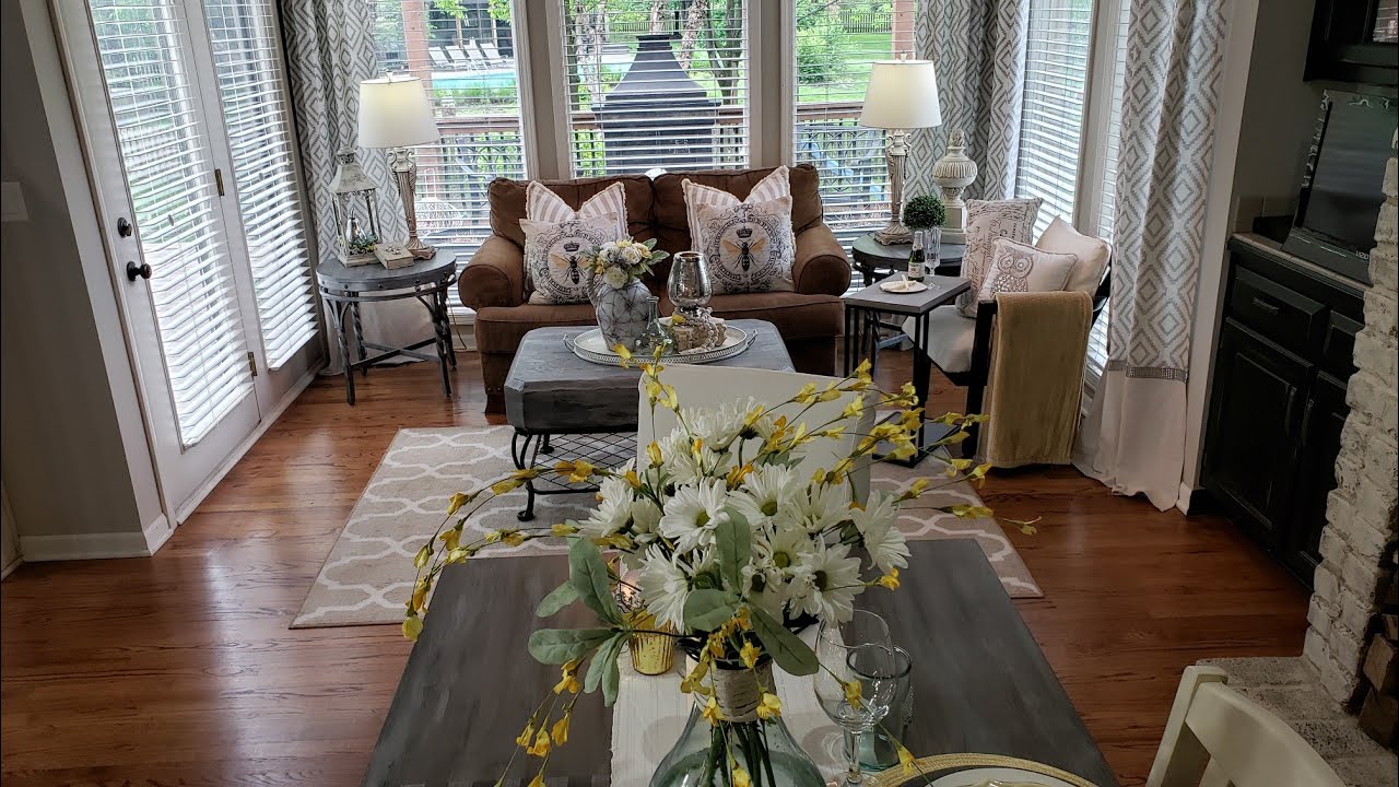 2019 Spring/ Mother's Day Tablescape & Hearth Room Ideas/DIY Floral Arrangement