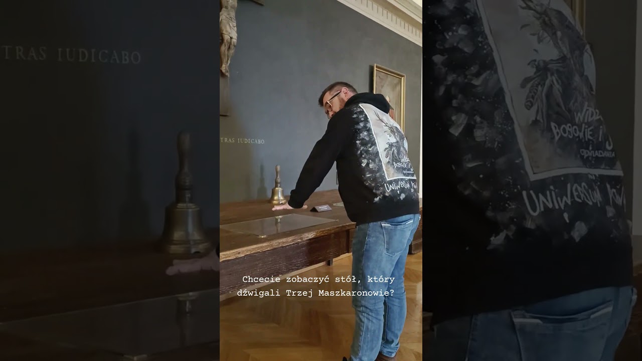 Oto stół, na którym wypalona została czarcia łapa. Przeczytajcie Trzech Maszkaronow🔥