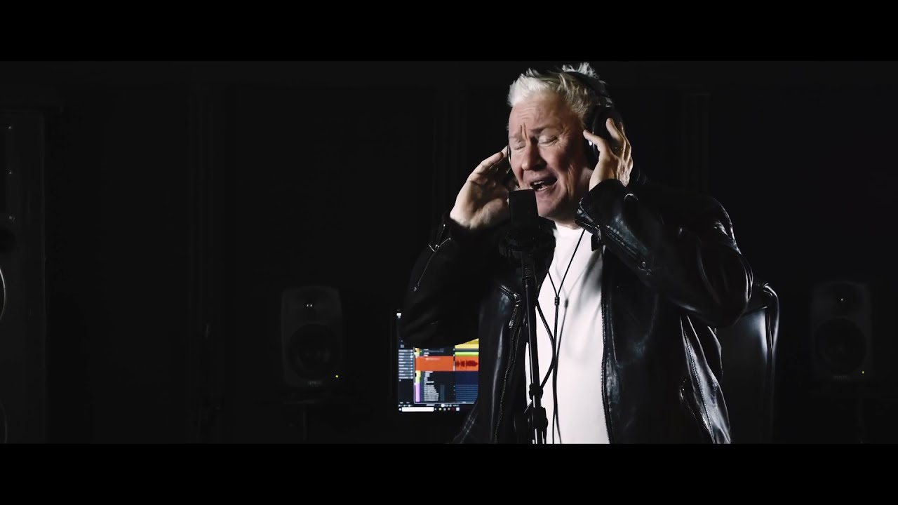 Vesa Oksanen  - T&auml;ss&auml; Tulee Urho (Musiikkivideo)