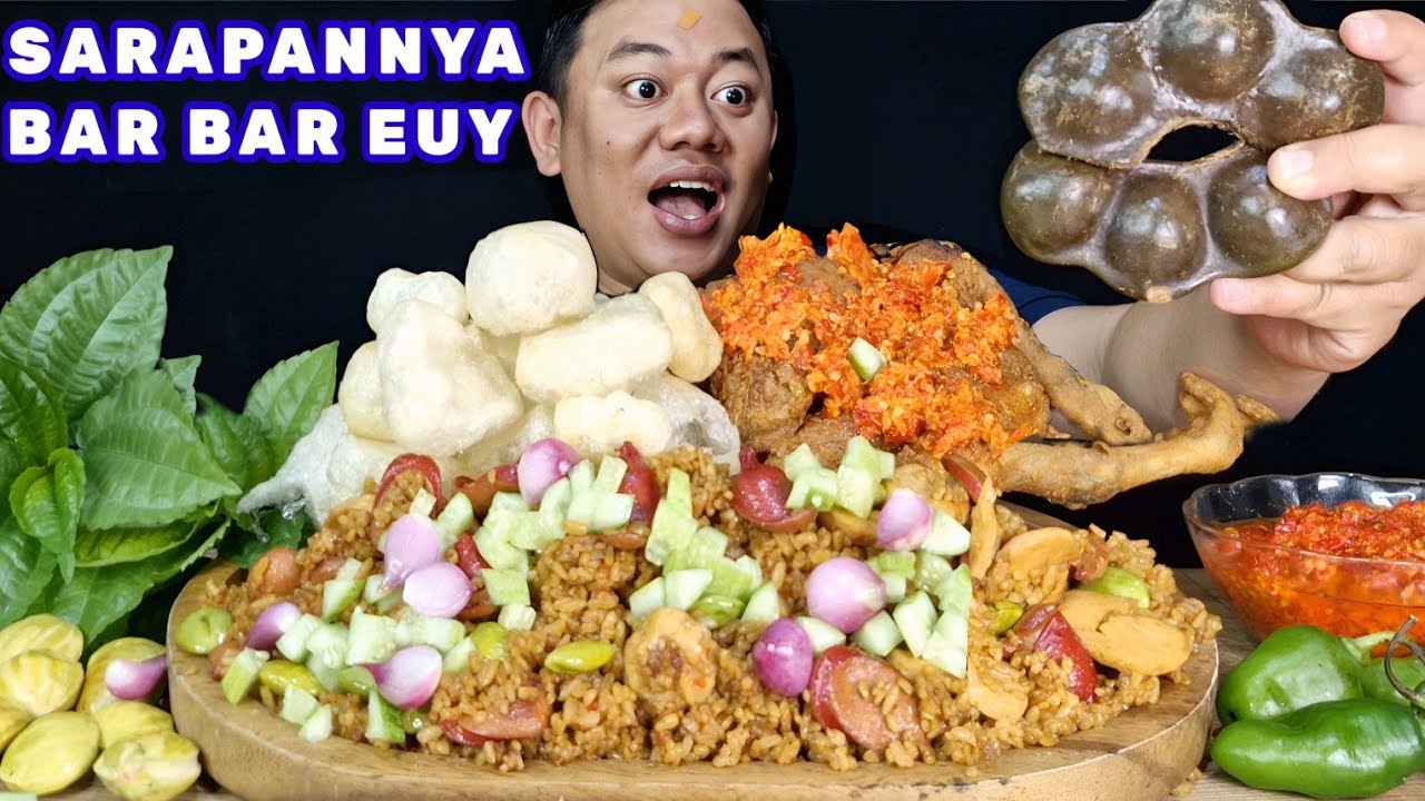 SARAPAN 1 EKOR UTUH  AYAM CRISPY PEDAS NASI GORENG GILA LALAPAN JENGKOL MENTAH CABE GENDOT PETAI 