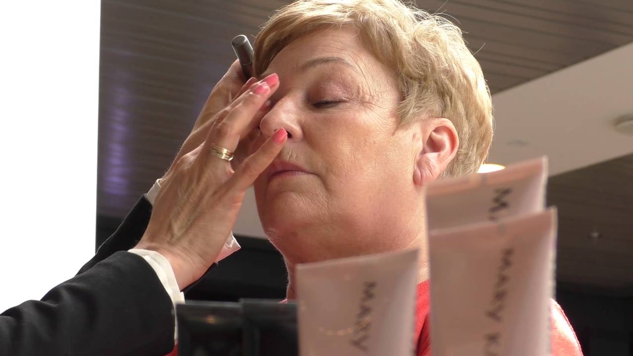 Istotne Metamorfozy z Galerią BC Center - Barbara Wiśniowiecka - 1/8