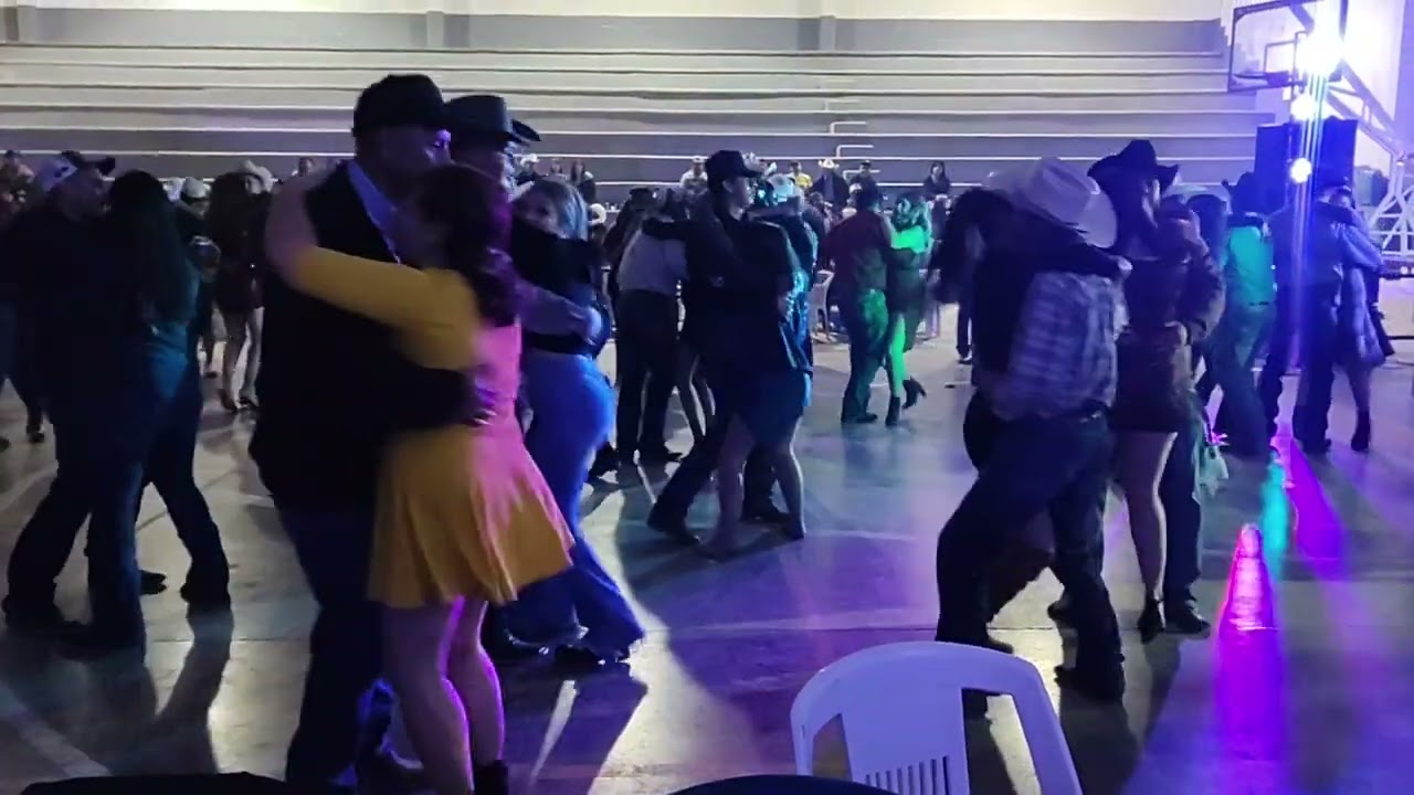Gran baile de fin de año en El Sauz Chihuahua
