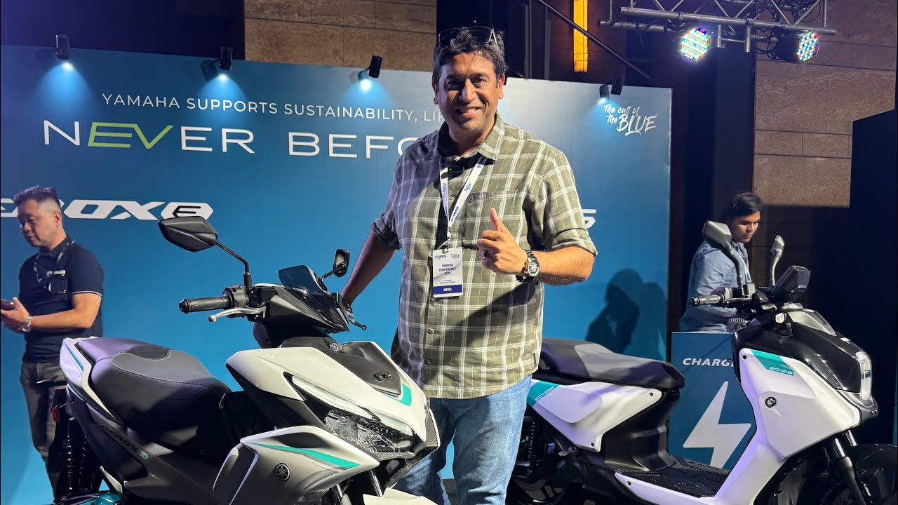 Электроскутеры Yamaha Aerox E (электрический) и EC 06 для Индии