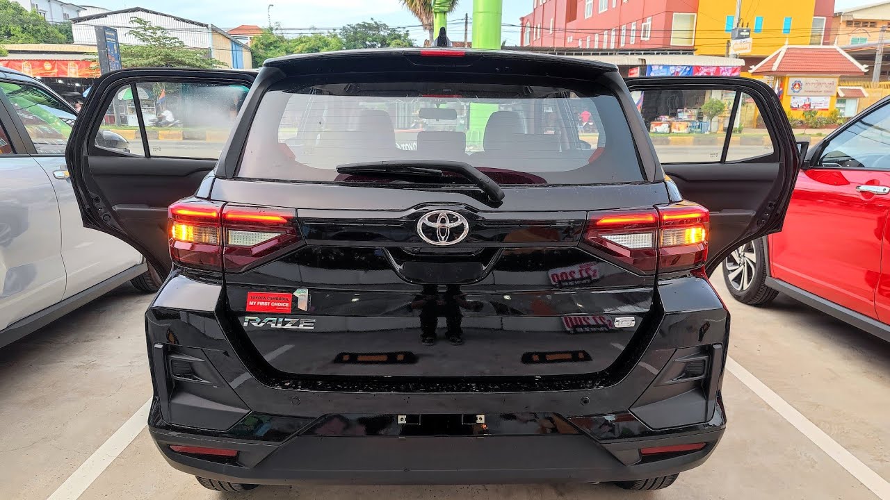 New Color Toyota Raize 2023 1.0L Review
