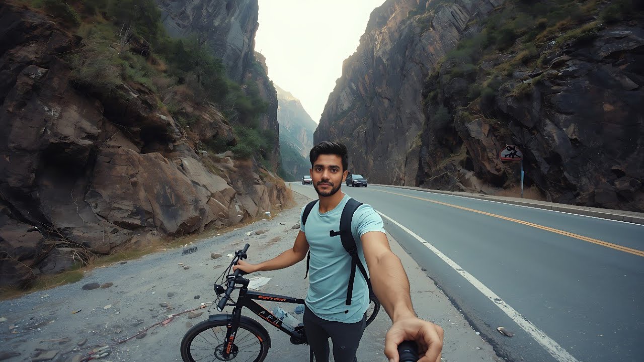 Road passing through two hills || Pune Urse, Maharashtra